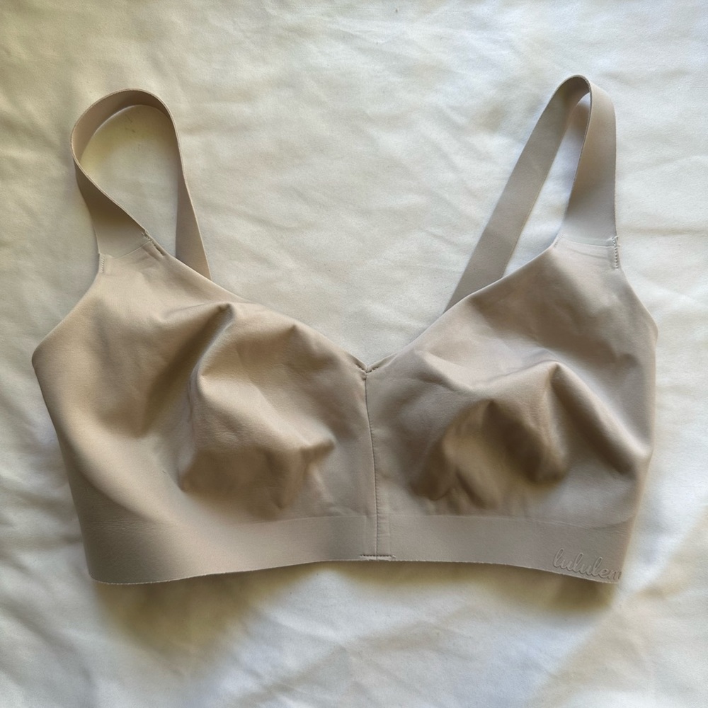 Lululemon Nude Wireless Comfy Bra 32E